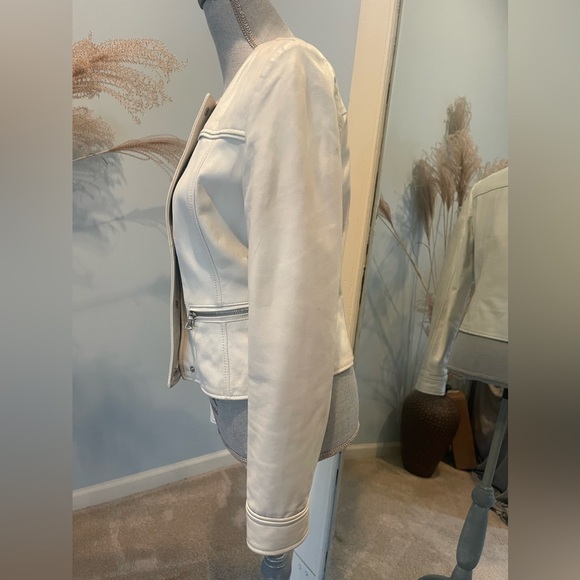 Off white Italian leather jacket. Size S - Picture 6 of 10